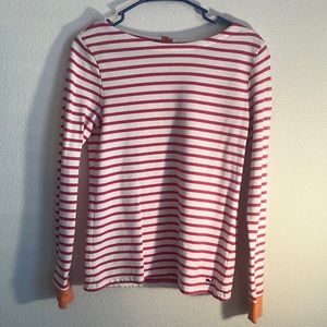 Vineyard Vines Women Crew Neck. Size XS. Good condition.